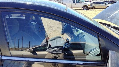 2007-2012 Nissan Sentra Passenger Right Front Side Window Door Glass Oem
