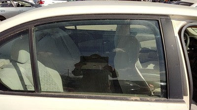 04-08 Chevy New Style Malibu Passenger Right Rear Side Window Door Glass Back
