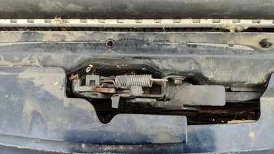 1998-2003 Toyota Sienna Hood Latch Assembly With Bracket Oem 5320108010