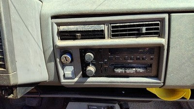 1986-1994 S10 Blazer Trim Bezel Around Radio Surround Dash Panel Oem Gray