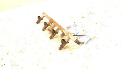 2006-2008 Chevy Aveo Complete Fuel Rail With Injectors Set Loaded Oem 1.6L