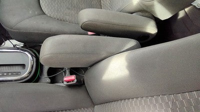 2007-2011 Chevy Hhr Driver Left Front Arm Rest Side Seat Oem 15935210