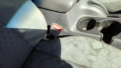 2005-07 Jeep Liberty Passenger Right Front Seat Belt Buckle Receiver Oem Gray D5