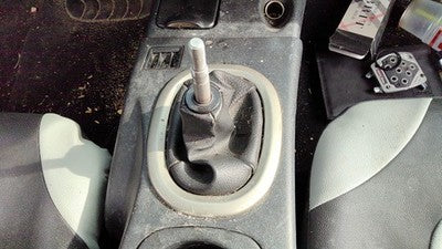 2004 Mitsubishi Eclipse Floor Shifter Lever Assembly Shift Manual Transmission