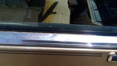 85 Olds 88 Passenger Right Front Moulding From Door Oem Trim Strip Dented Chrome