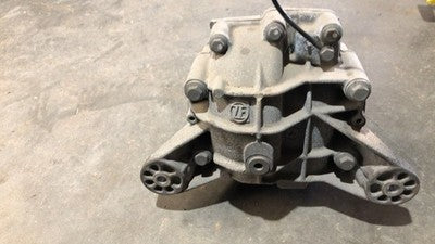 1998-2005 Mercedes Ml350 Rear Carrier Differential Third Member Oem 1633500514