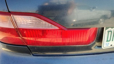 1998-2000 Honda Accord Driver Left Tail Light Inner Brake Lamp Oem Rear 5579263