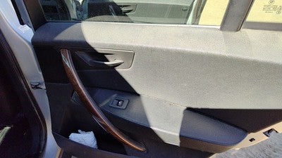 2004 Bmw X3 Passenger Right Rear Door Trim Panel With Switches Back Gray