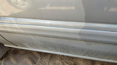 00 Venture Passenger Right Rear Moulding From Door Back Trim Strip Silver 17U