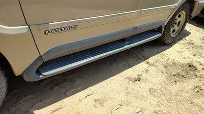 1998-1999 Lincoln Navigator Driver Left Running Board Oem Side Step Factory