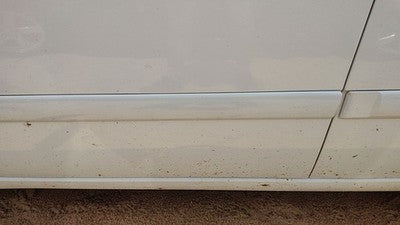 00-07 Station Wagon Driver Left Front Moulding From Door Trim Strip White Yz
