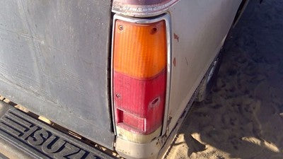 1981-1987 Isuzu Pup Pickup Passenger Right Tail Light Brake Lamp Oem Rear