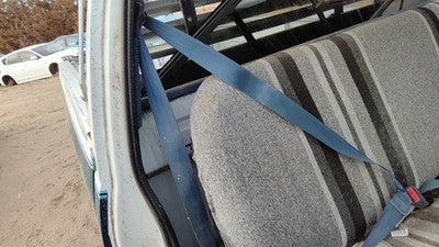 91 Chevy Silverado 1500 Passenger Right Front Seat Belt Retractor Shoulder Blue
