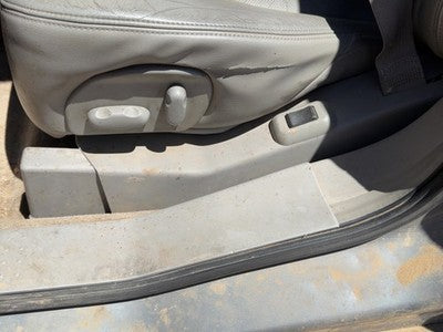 04 Cadillac Srx Driver Left Side Power Seat Switch With Trim Panel Oem Gray 132