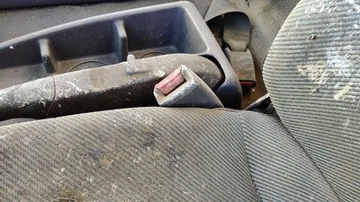 1996 Isuzu Npr Driver Left Front Seat Belt Buckle Receiver Oem Gray