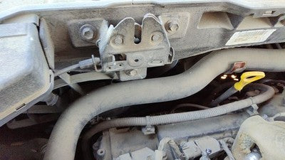 2014-2015 Kia Sorento Hood Latch Assembly With Bracket Oem