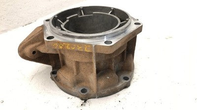 03 Cadillac Escalade Transfer Case Adapter Oem Tranission Spacer 15724744-Ydc-5