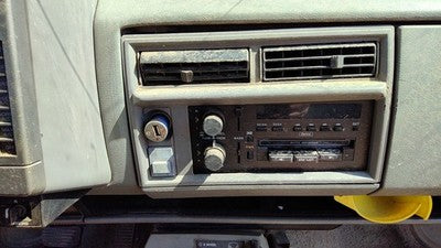 1986-1994 S10 Blazer Trim Bezel Around Radio Surround Dash Panel Oem Gray