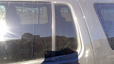 02-10 Mountaineer Driver Left Rear Vent Window Back Door Glass With Frame