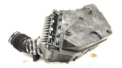 00-05 Chevy Monte Carlo Complete Air Intake Cleaner Filter Box Housing With Tube