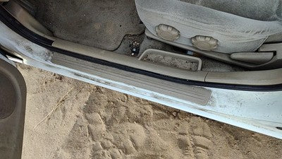 2002 Nissan Sentra Driver Left Lower Sill Step Moulding Trim Panel Oem Sand H