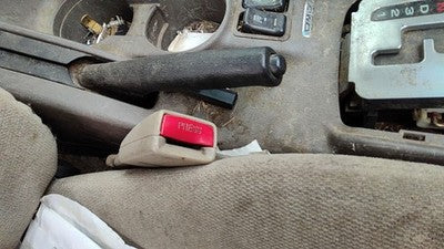 2002-2005 Legacy Outback Passenger Right Front Seat Belt Buckle Receiver Oem Tan