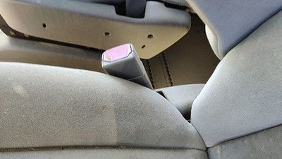 05-09 Chevy Uplander Driver Left Front Seat Belt Buckle Receiver Oem Gray 17B