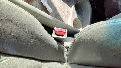 2005-2010 Honda Odyssey Driver Left Front Seat Belt Buckle Receiver Oem Gray
