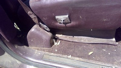1993 Cadillac Fleetwood Passenger Right Power Seat Track With Motors Only Oem