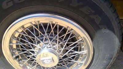 1984-1985 Olds 88 15" Wheel Cover Oem Wire Type Hub Cap Factory Spoke Design