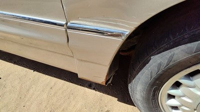 97-05 Park Ave Ultra Passenger Right Moulding From Fender Oem Trim Strip Silver