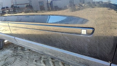 07-12 Acadia Passenger Right Front Moulding From Door Trim 58U Carbon Black