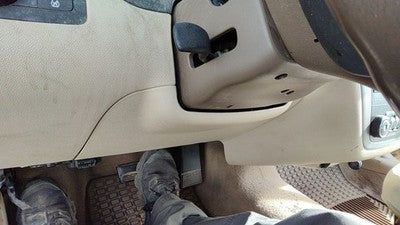 06-16 Chevy Impala Lower Dash Under Column Knee Bolster Trim Panel Neutral 52C