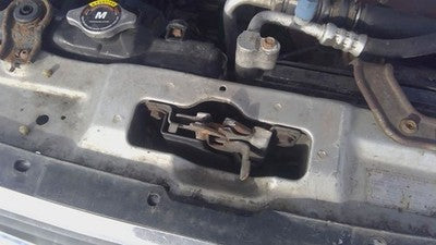 1996-1998 Honda Civic Hood Latch Assembly With Bracket Oem 6071245