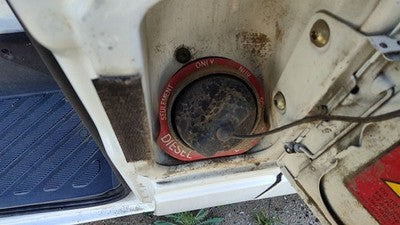 2003-2006 Dodge Sprinter Van 3500 Fuel Filler Neck Assembly With Gas Cap Oem