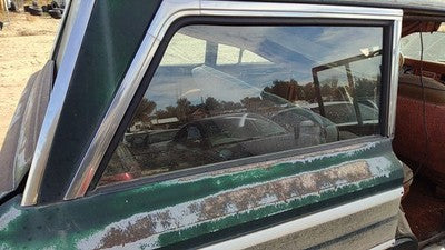 84-91 Jeep Grand Wagoneer Passenger Right Rear Quarter Glass Back Side Window