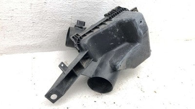 2005-2008 Chevy Cobalt Complete Air Intake Cleaner Filter Box Housing Oem 2.2L