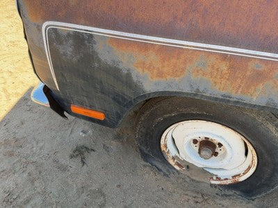 1981-1993 Dodge D150 Driver Left Front Fender Oem 04504124