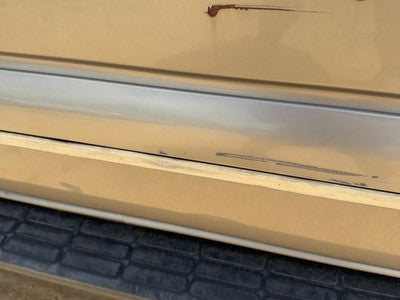 00-04 Suburban Driver Left Rear Moulding From Door Back Trim Strip Pewter 11U