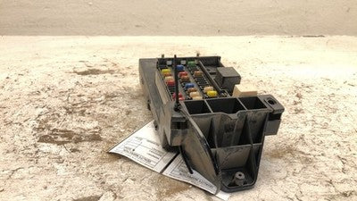 2001 Ford F450 Super Duty Cabin Fuse Relay Box Under Dash Powerstroke