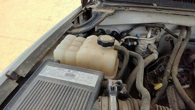 99-07 Silverado 2500 Hd Coolant Reservoir Radiator Overflow Tank Bottle 8.1L