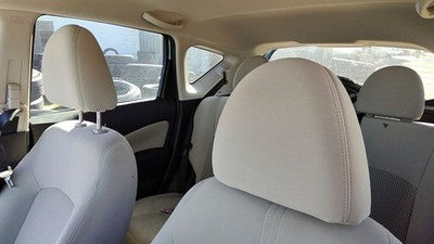 2015-2019 Nissan Versa Note Pair Of Front Headrests Oem Left Right Set Seat
