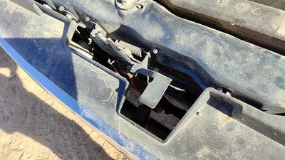 2004-2012 Gmc Canyon Hood Latch Assembly With Bracket Oem 19167125