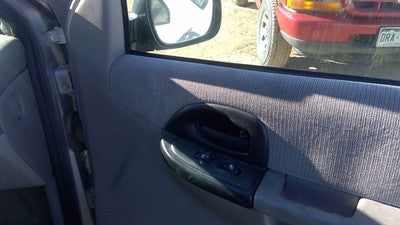 2001-03 Chevy Venture Passenger Right Front Inside Door Trim Panel Only Gray 14C