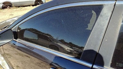 2008-2012 Chevy Malibu Driver Left Front Side Window Door Glass Oem 15210617