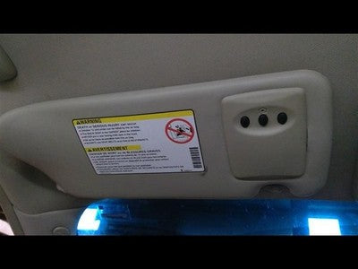 2004 Cadillac Srx Driver Sun Visor Without Illumination 25756069