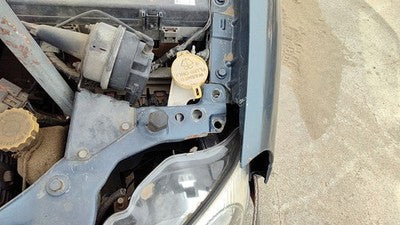 2002-2004 Chrysler 300M Windshield Washer Fluid Reservoir With Pump Wiper Tank