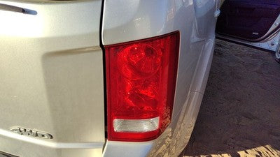 2009-2015 Honda Pilot Passenger Right Tail Light Brake Lamp Oem Rear 33500Szaa01
