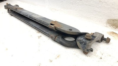 00 Escalade Torsion Bar Cross Member Brace Wh Hardware Keys Tahoe Suburban Yukon