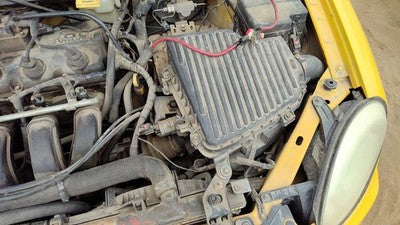02-05 Dodge Neon Complete Air Intake Cleaner Filter Box Housing With Tube 2.0L